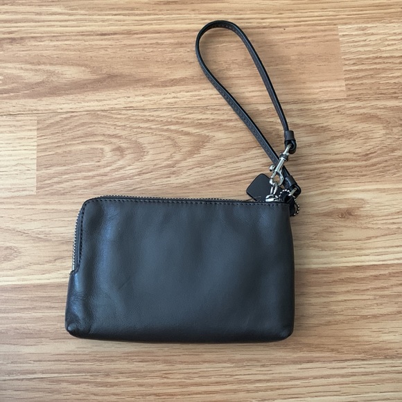 Coach clutch handbag. Muted brown color. In great condition. - Picture 2 of 3